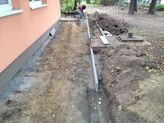 MŠ Koperníkova-zámková dlažba