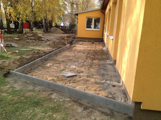 MŠ Koperníkova-zámková dlažba