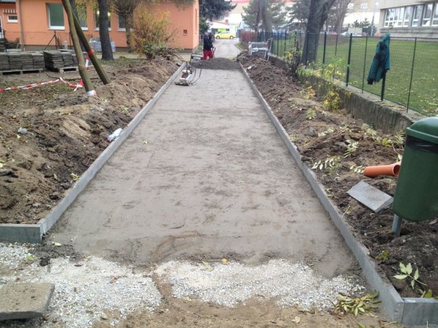 MŠ Koperníkova-zámková dlažba