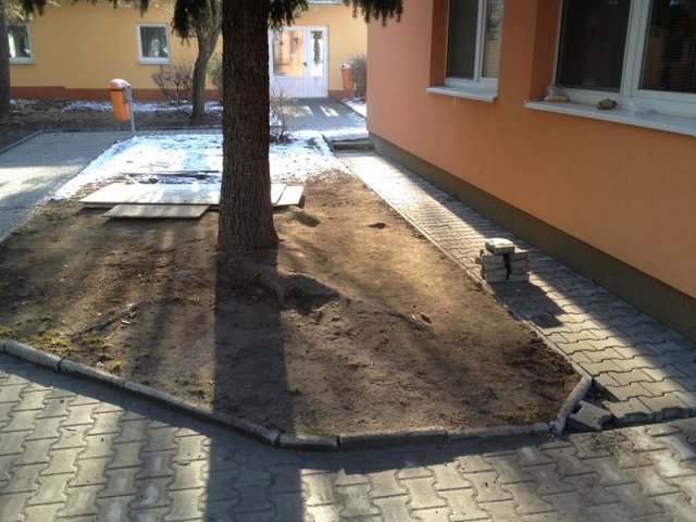 MŠ Koperníkova-zámková dlažba