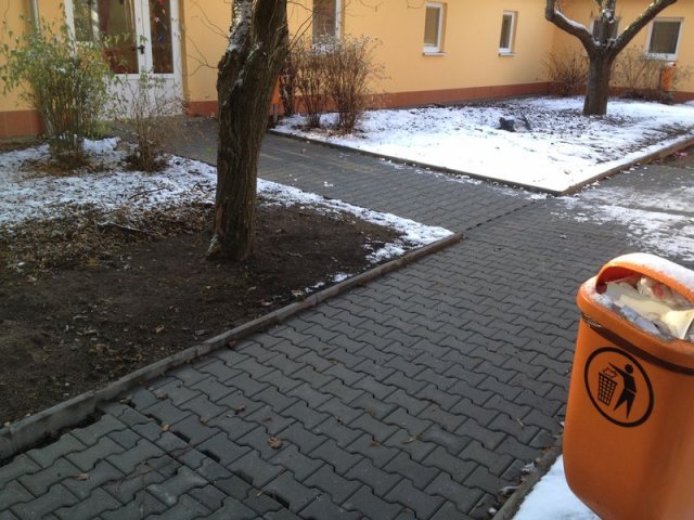 MŠ Koperníkova-zámková dlažba