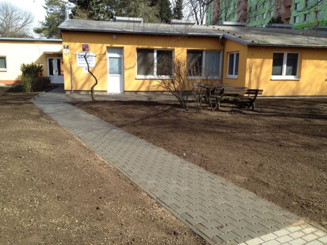 MŠ Koperníkova-zámková dlažba