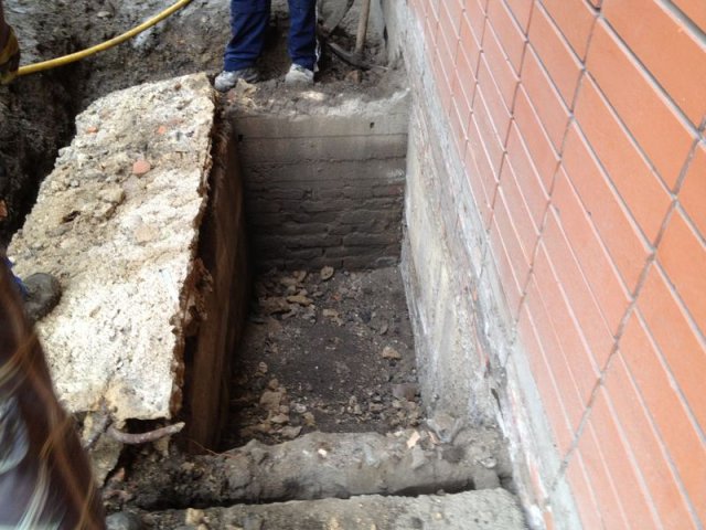 Skřivanova-okapový chodník